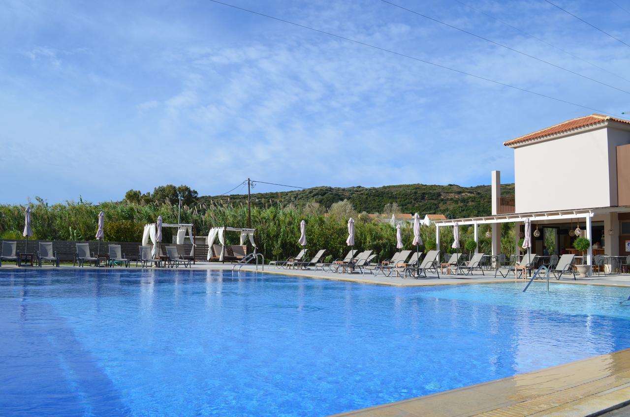 Aligis Hotel apartamentowy 3*